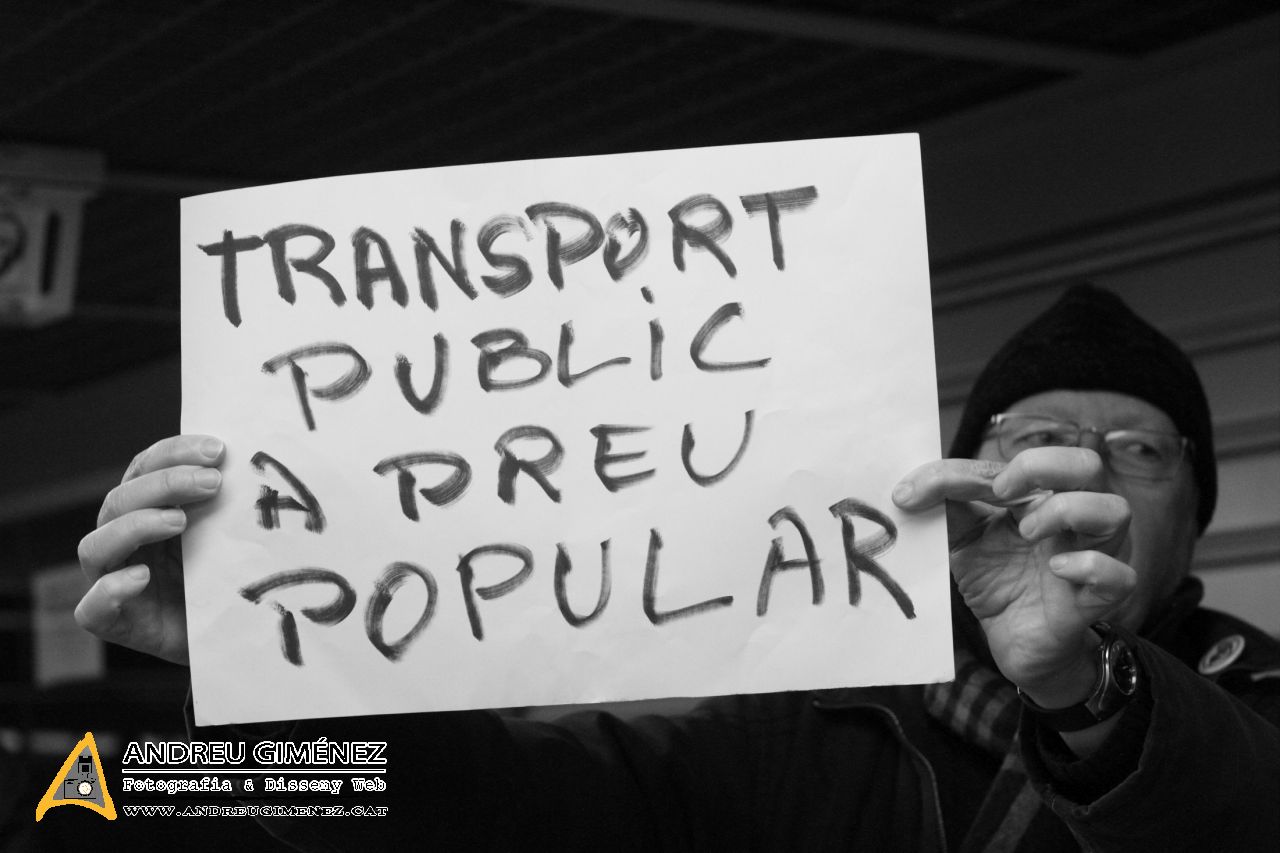 Protesta contra l’encariment del preu del transport públic 