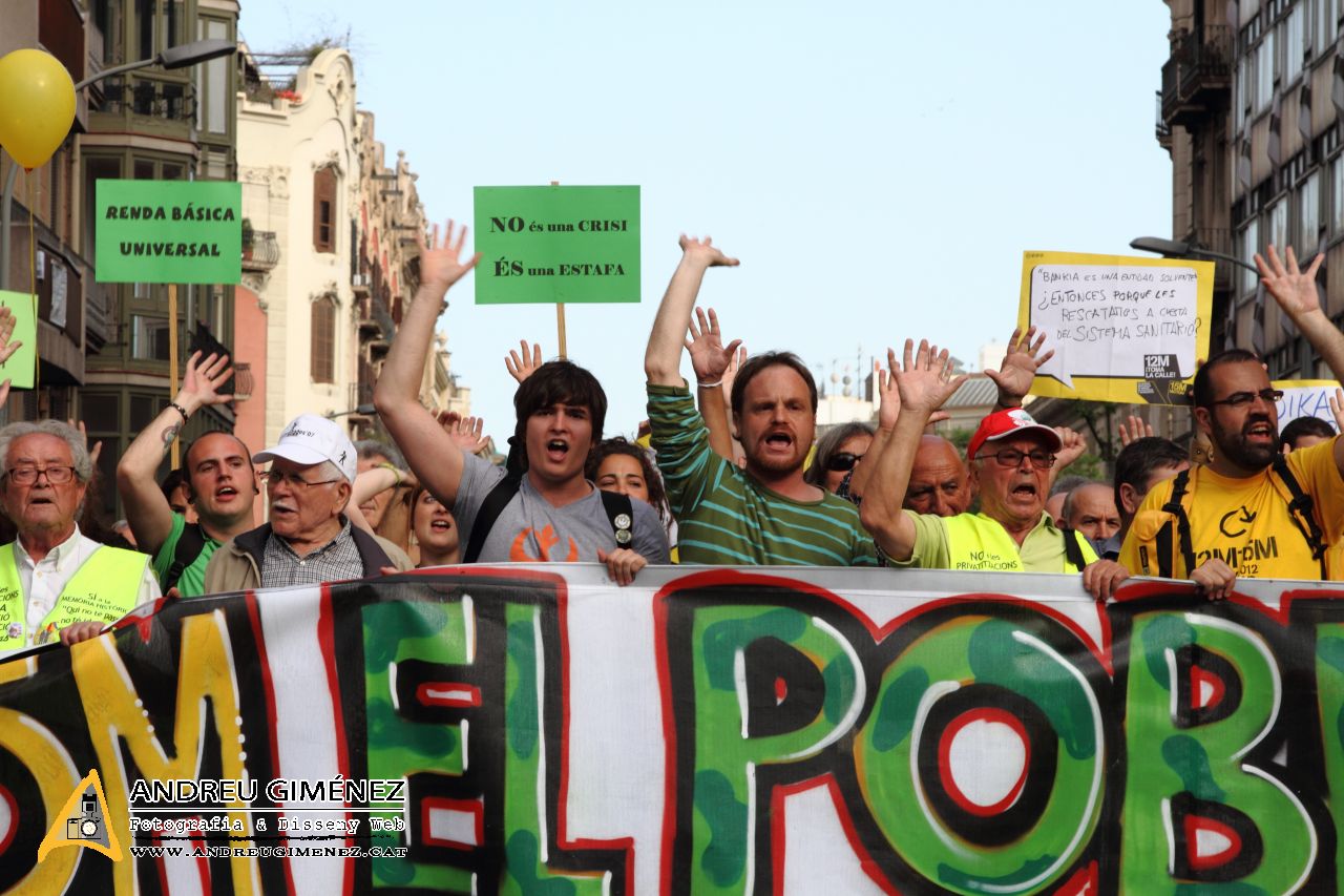 El poble som la solució 12M15M