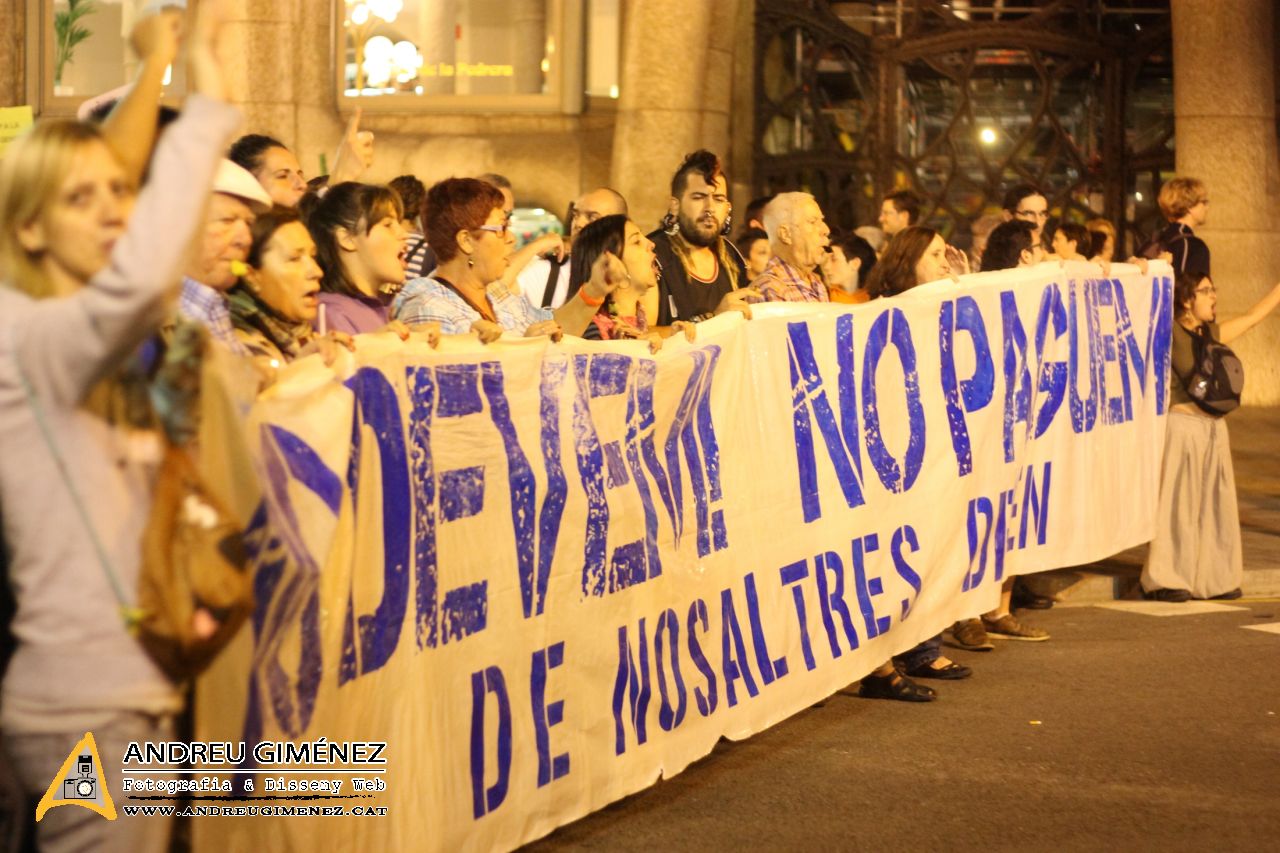 No Devem! No Paguem! De nosaltres Depèn!