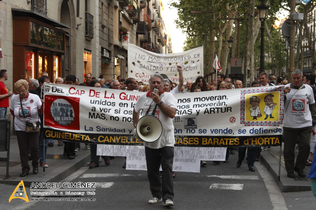 Nou Barris cabrejada diu Prou!
