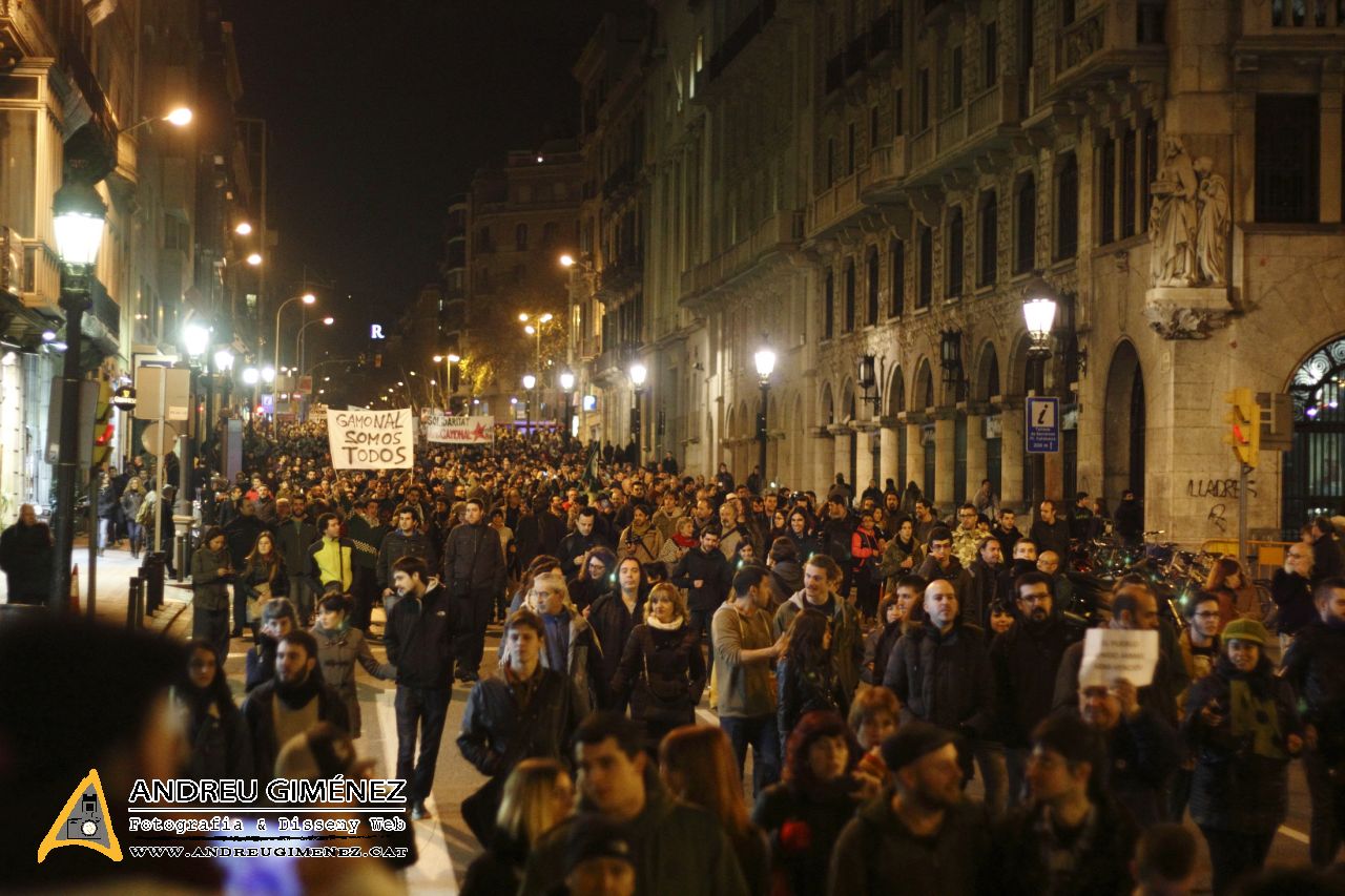 Manifestació a Barcelona en suport dels veïns de Gamonal