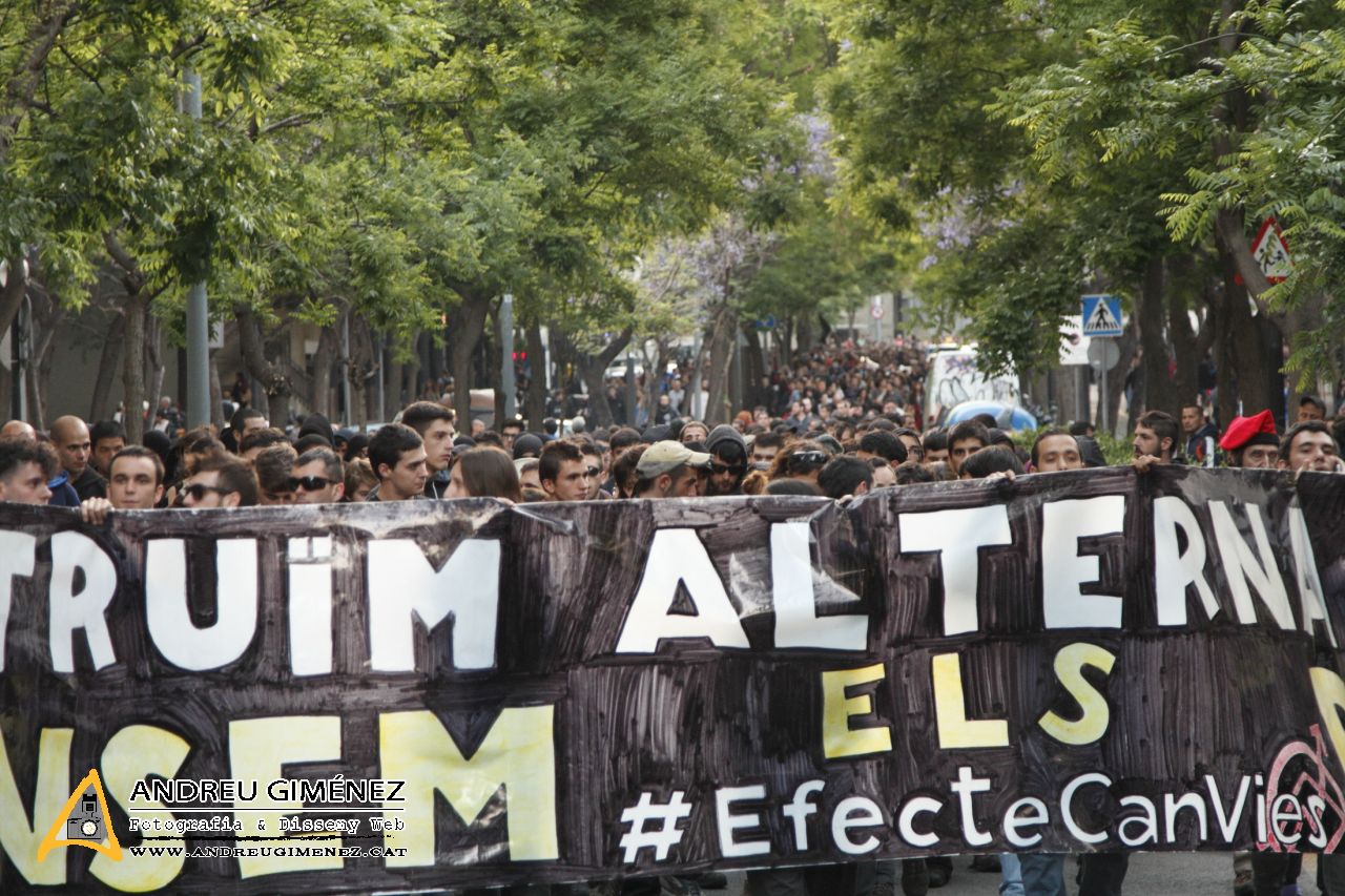 Protesta en suport a Can Vies i nit d’incidents a Barcelona 31M
