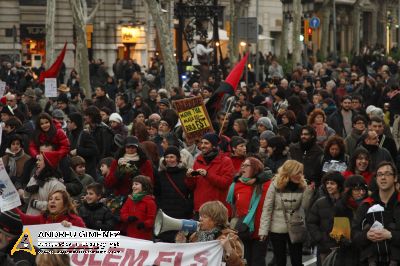 Fem-los fora 23F