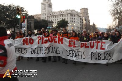 Fem-los fora 23F