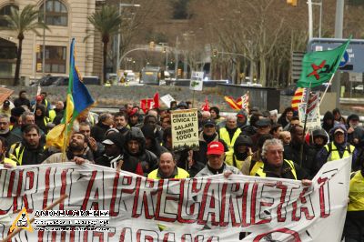 Contra l’atur i la precarietat social 