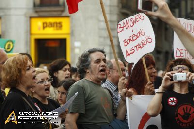 Nou Barris cabrejada diu Prou!