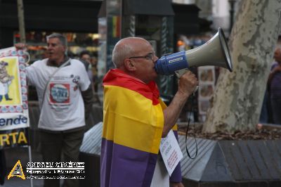 Nou Barris cabrejada diu Prou!