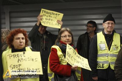 Protesta contra l’encariment del preu del transport públic 