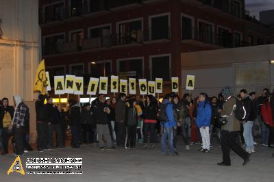 Cadena humana per salvar el CSA Can Vies a Sants