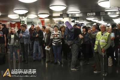 Contra la pujada del preu del transport públic OcupemelMetro 10A