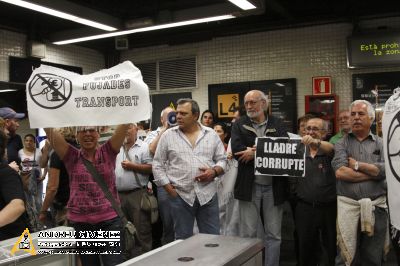 Protesta contra la pujada del preu del transport públic a Barcelona 10M