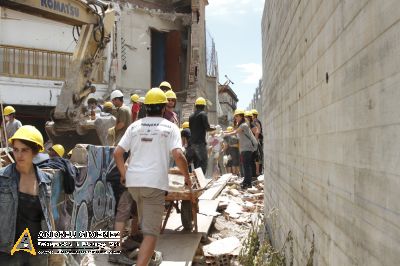 ReConstrucció de Can Vies