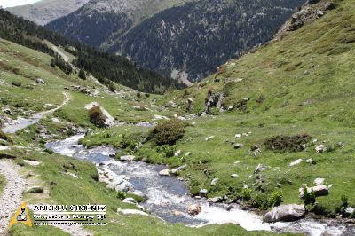 De la Vall de Núria al  Pic Inferior de la Vaca 2819m